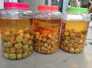 1kg Táo Mèo Ngâm Bao Nhiêu Lít Rượu? Cách Ngâm, Bảo Quản