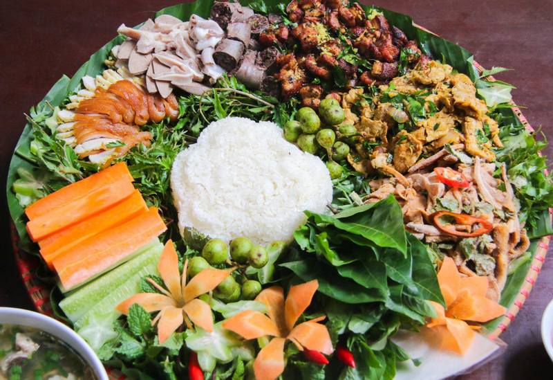 Các món ăn đa dạng trong lợn mẹt Tây Bắc