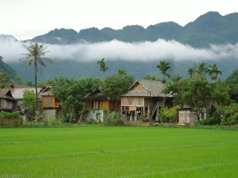 Phát triển du lịch bền vững