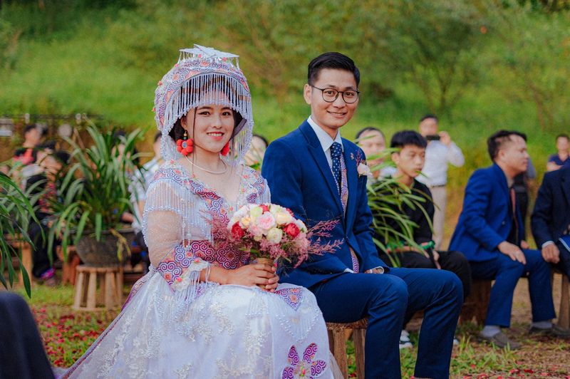 Trang phục cưới Tây Bắc, tác phẩm nghệ thuật thổ cẩm