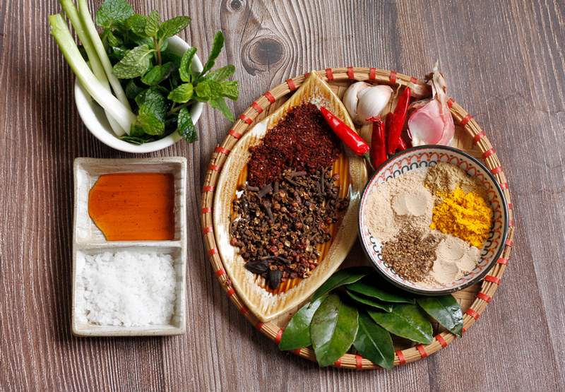 Chẩm chéo vì sao càng chấm càng cuốn?