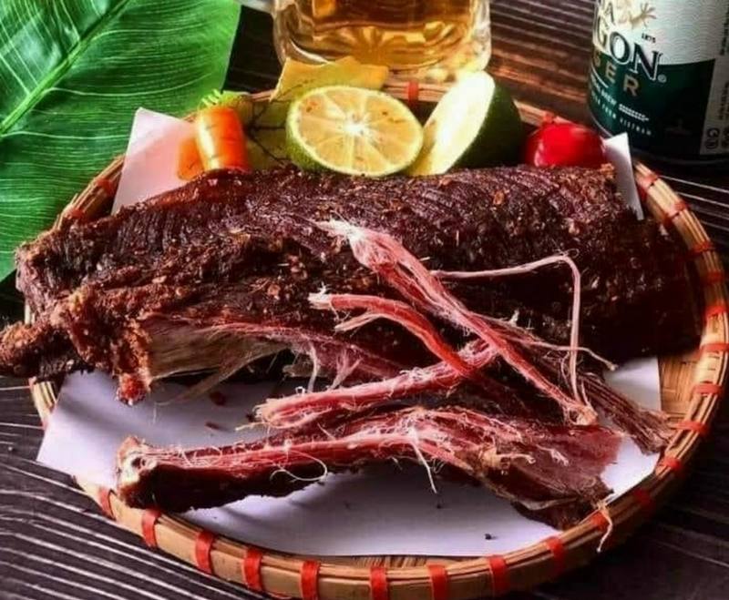 Giá thịt trâu gác bếp Tây Bắc và Sơn La có gì khác?