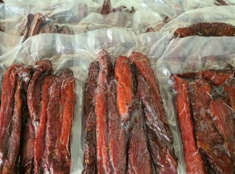 Bí quyết làm thịt nai gác bếp ngon hơn