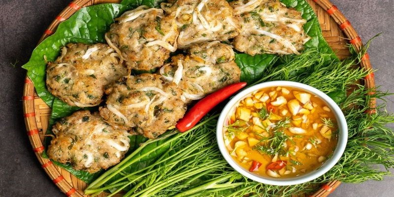 Chả cá ngần thơm giòn